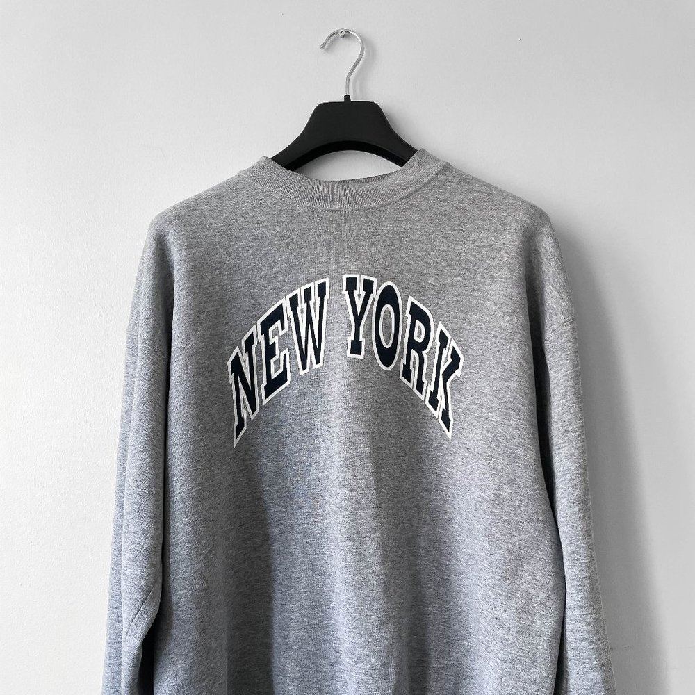 Late 90s Fruit the Loom New York sweater (RARE)